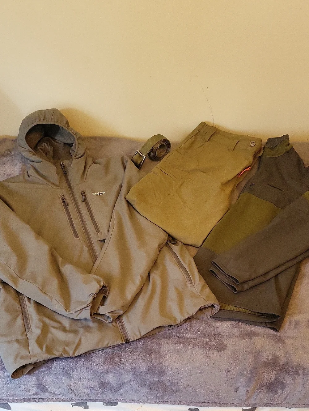 Patagonia R1 Field Fleece Field Pant Tough Puff Hoody Mens Large Bundle - Picture 1 of 16